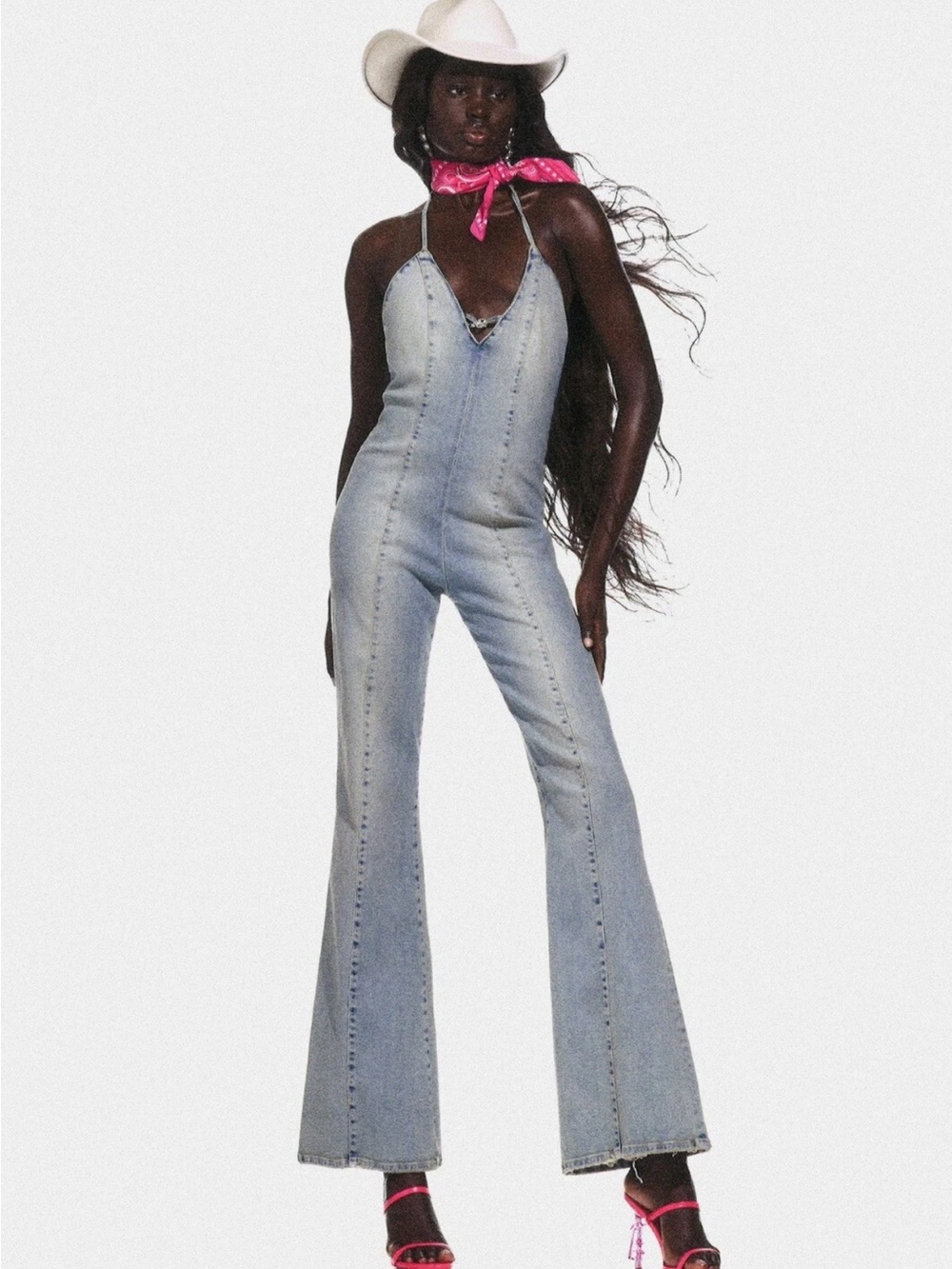 Zara BARBIE™ THE MOVIE ©WARNER BROS. DENIM HALTER JUMPSUIT